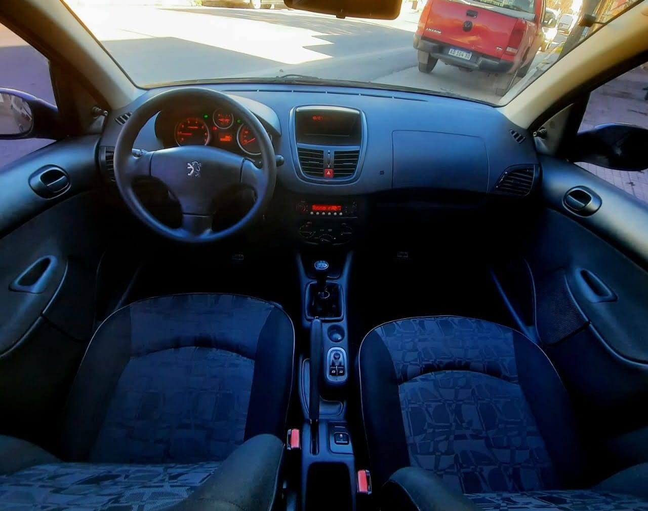 Peugeot 207 Usado Financiado en Córdoba, deRuedas