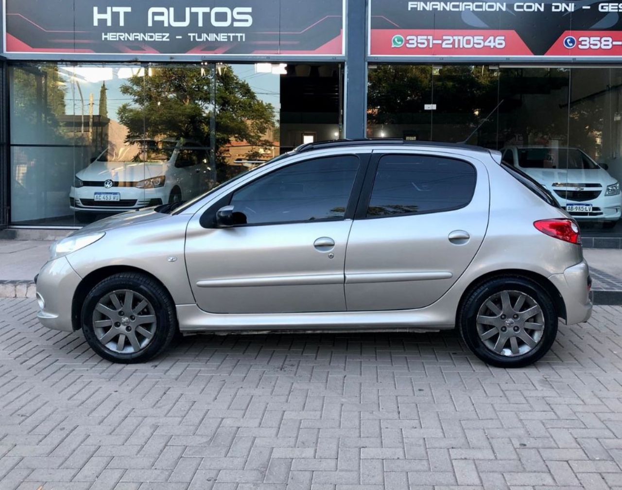 Peugeot 207 Usado Financiado en Córdoba, deRuedas
