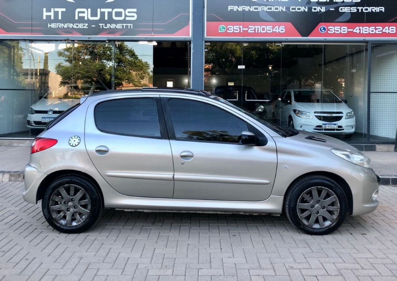 Peugeot 207 Usado Financiado en Córdoba, deRuedas