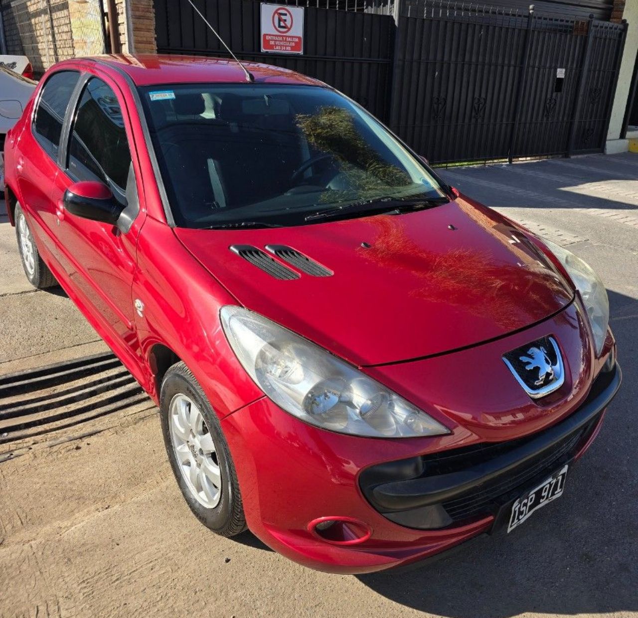 Peugeot 207 Usado Financiado en Mendoza, deRuedas