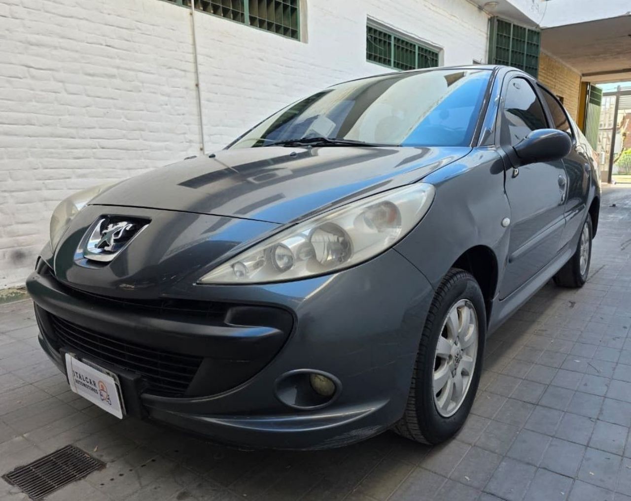 Peugeot 207 Usado Financiado en Mendoza, deRuedas