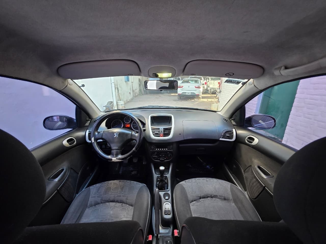 Peugeot 207 Usado Financiado en Mendoza, deRuedas