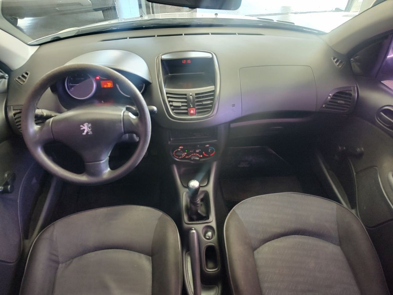 Peugeot 207 Usado Financiado en Mendoza, deRuedas