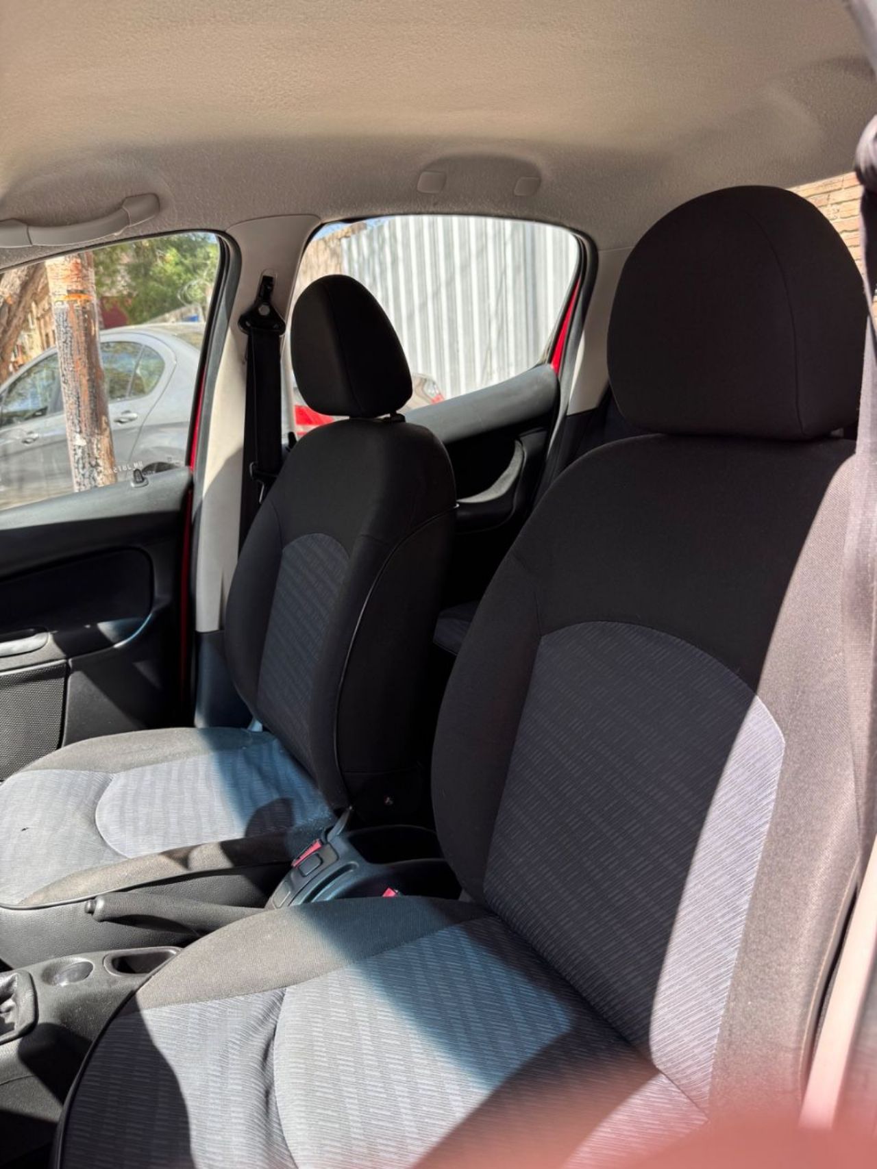 Peugeot 207 Usado Financiado en Mendoza, deRuedas