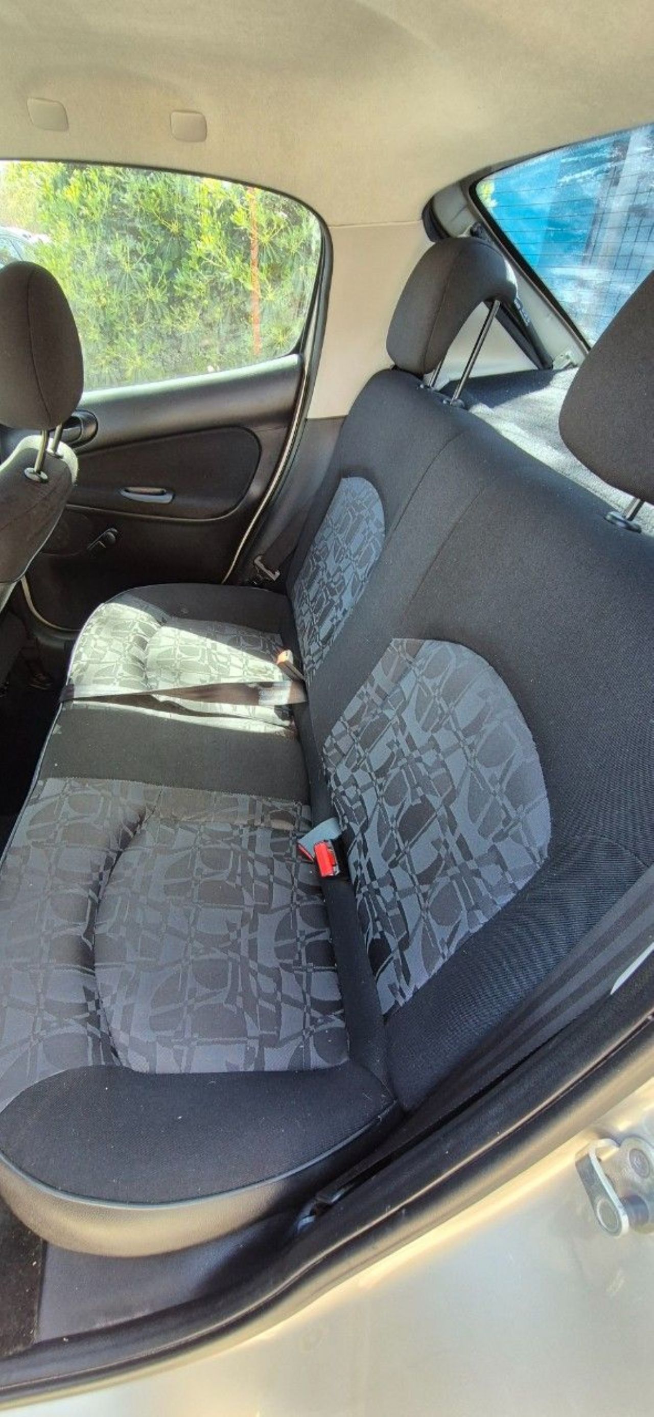 Peugeot 207 Usado Financiado en Mendoza, deRuedas