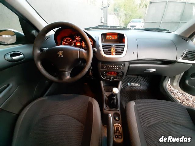 Peugeot 207 Usado en Mendoza, deRuedas