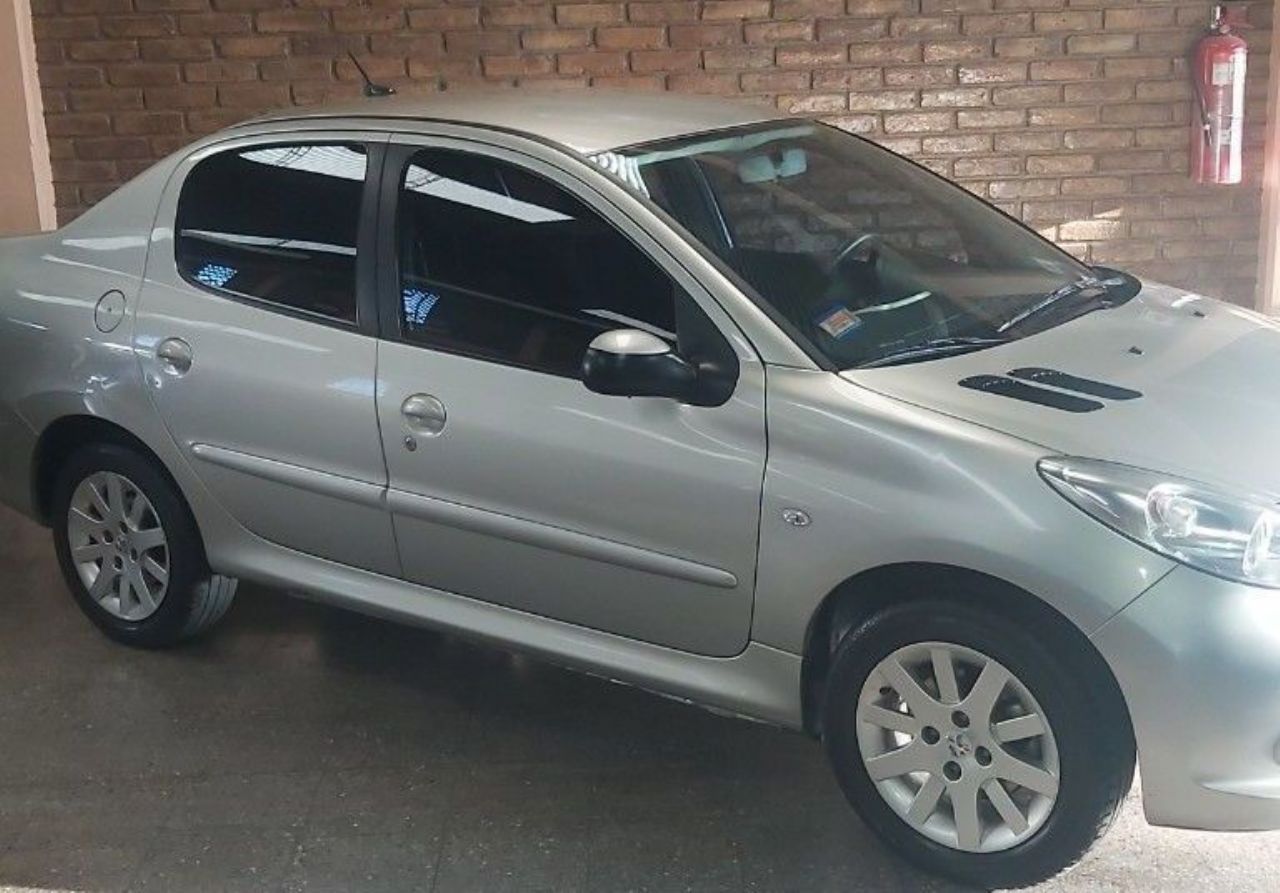 Peugeot 207 Usado en Mendoza, deRuedas