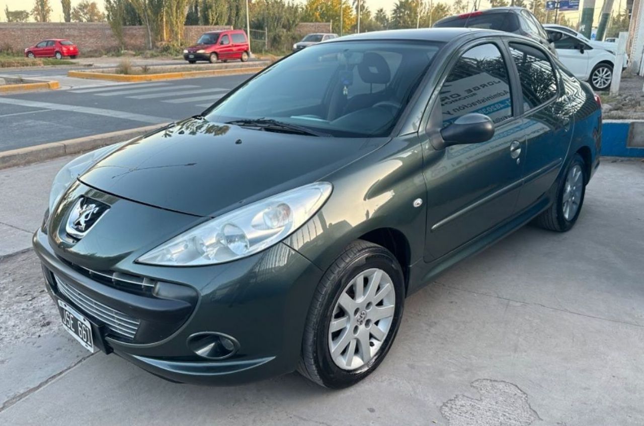 Peugeot 207 Usado en Mendoza, deRuedas