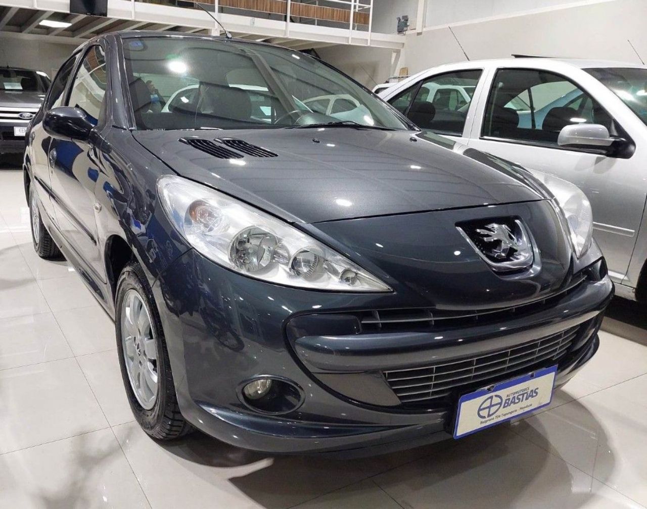 Peugeot 207 Usado Financiado en Mendoza, deRuedas