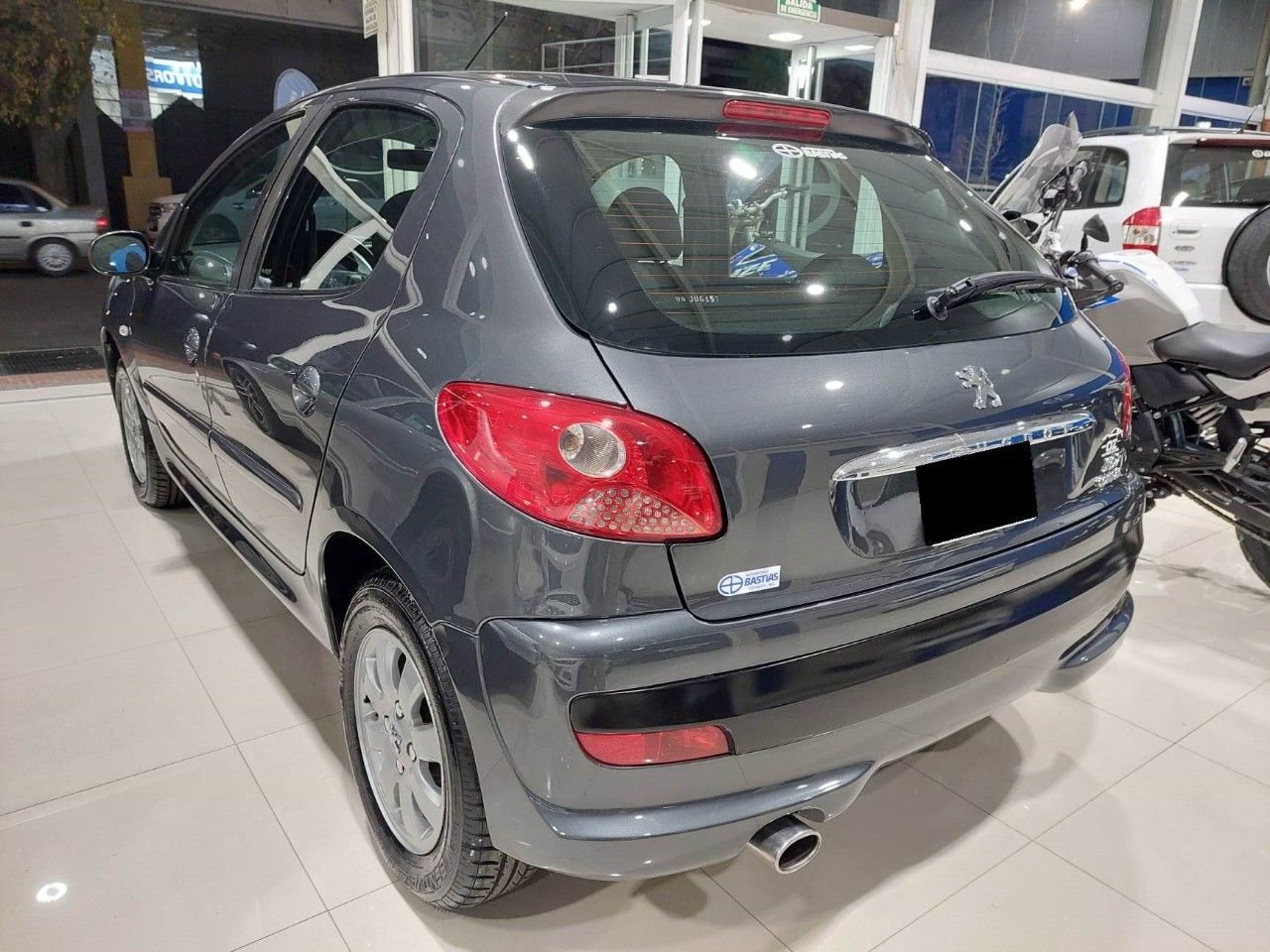 Peugeot 207 Usado Financiado en Mendoza, deRuedas
