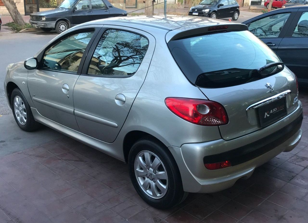 Peugeot 207 Usado en Mendoza, deRuedas