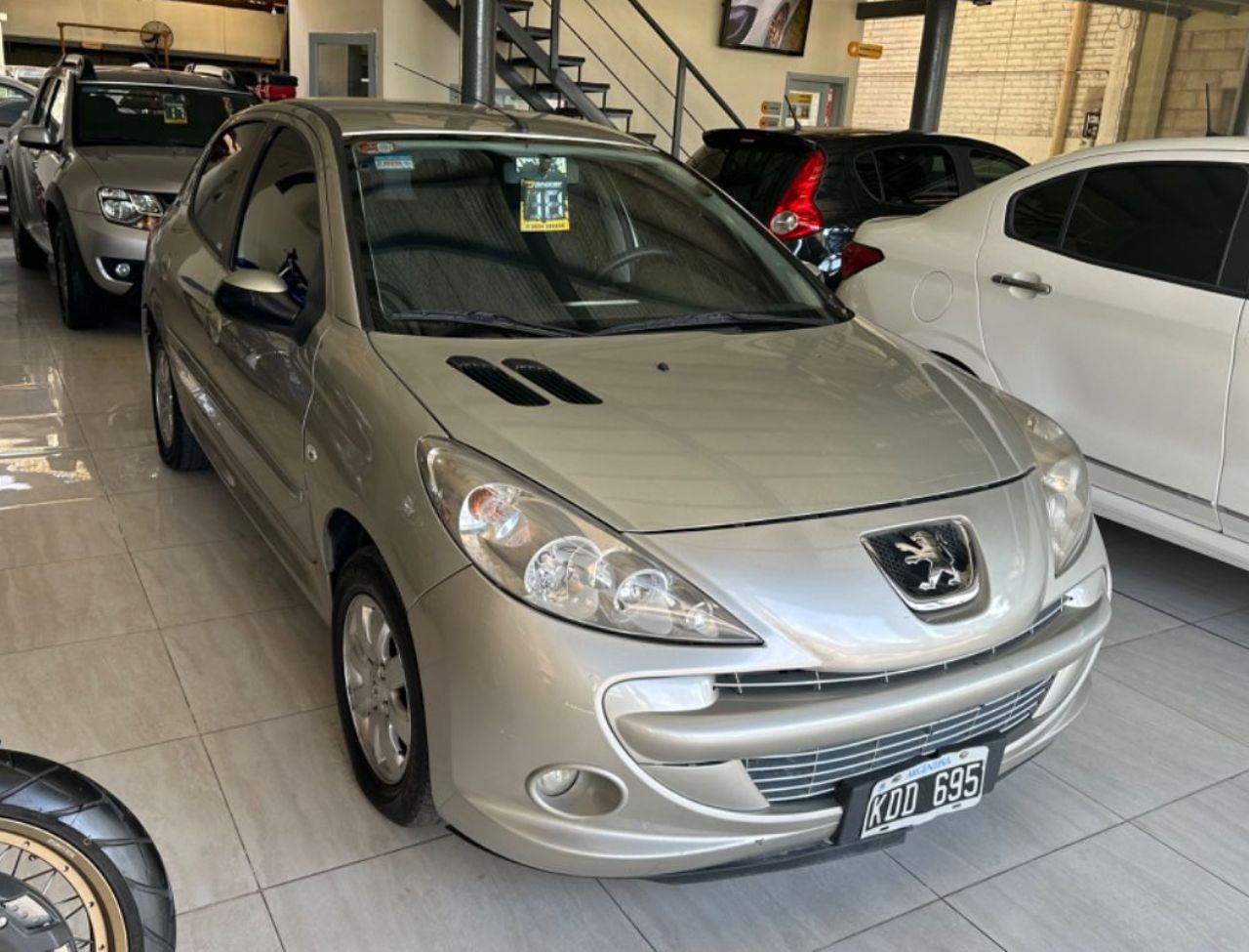 Peugeot 207 Usado Financiado en Mendoza, deRuedas