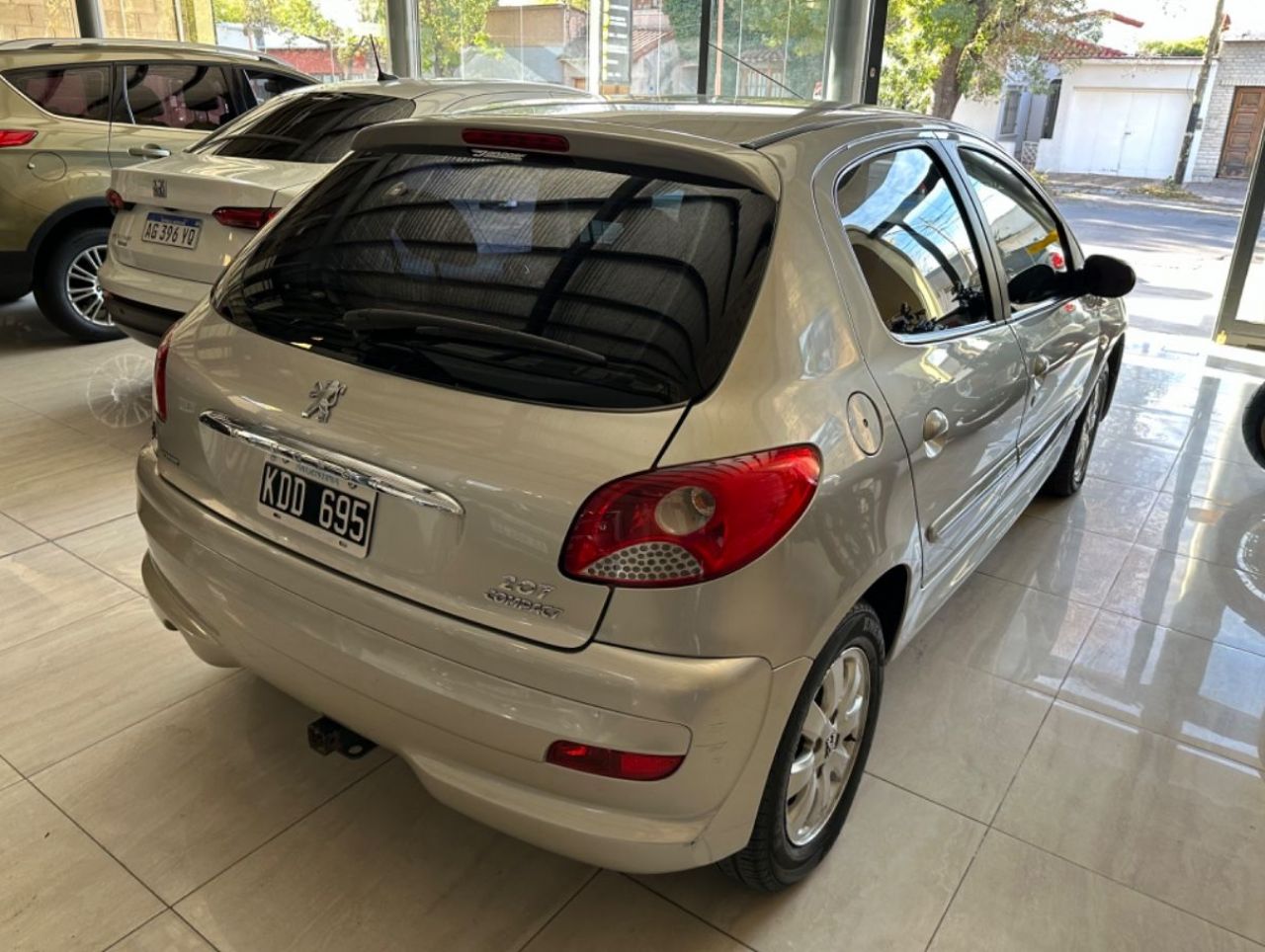 Peugeot 207 Usado Financiado en Mendoza, deRuedas