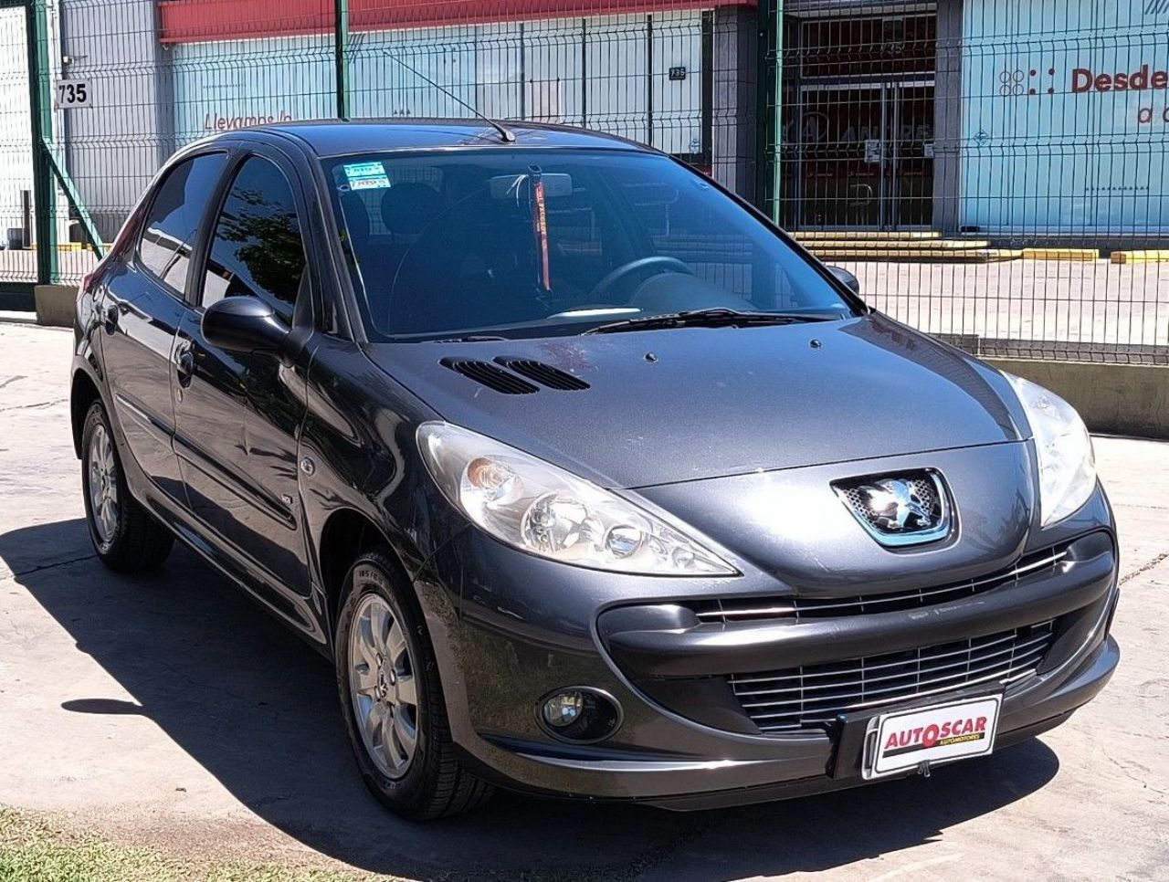 Peugeot 207 Usado Financiado en Mendoza, deRuedas