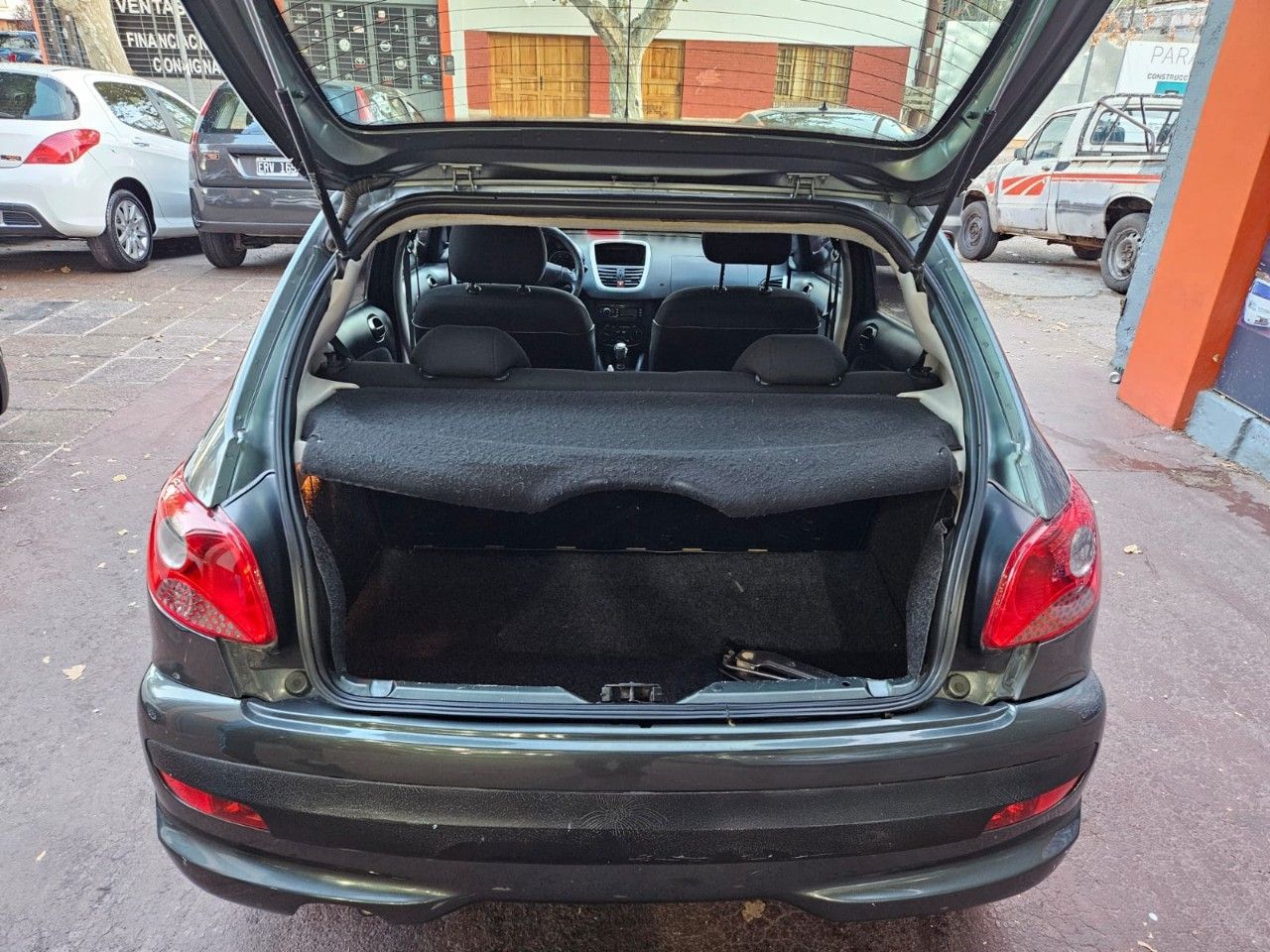 Peugeot 207 Usado en Mendoza, deRuedas