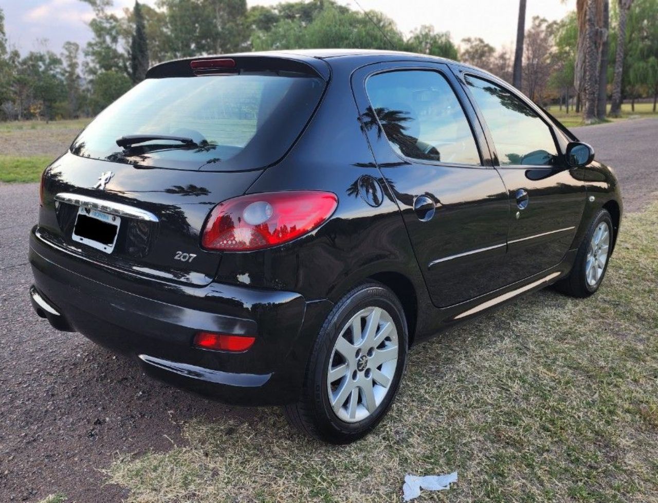 Peugeot 207 Usado Financiado en Mendoza, deRuedas