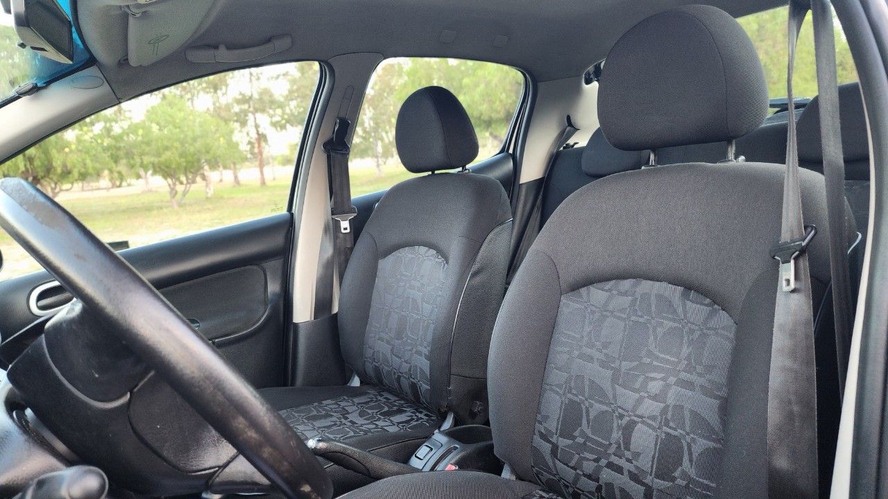 Peugeot 207 Usado Financiado en Mendoza, deRuedas
