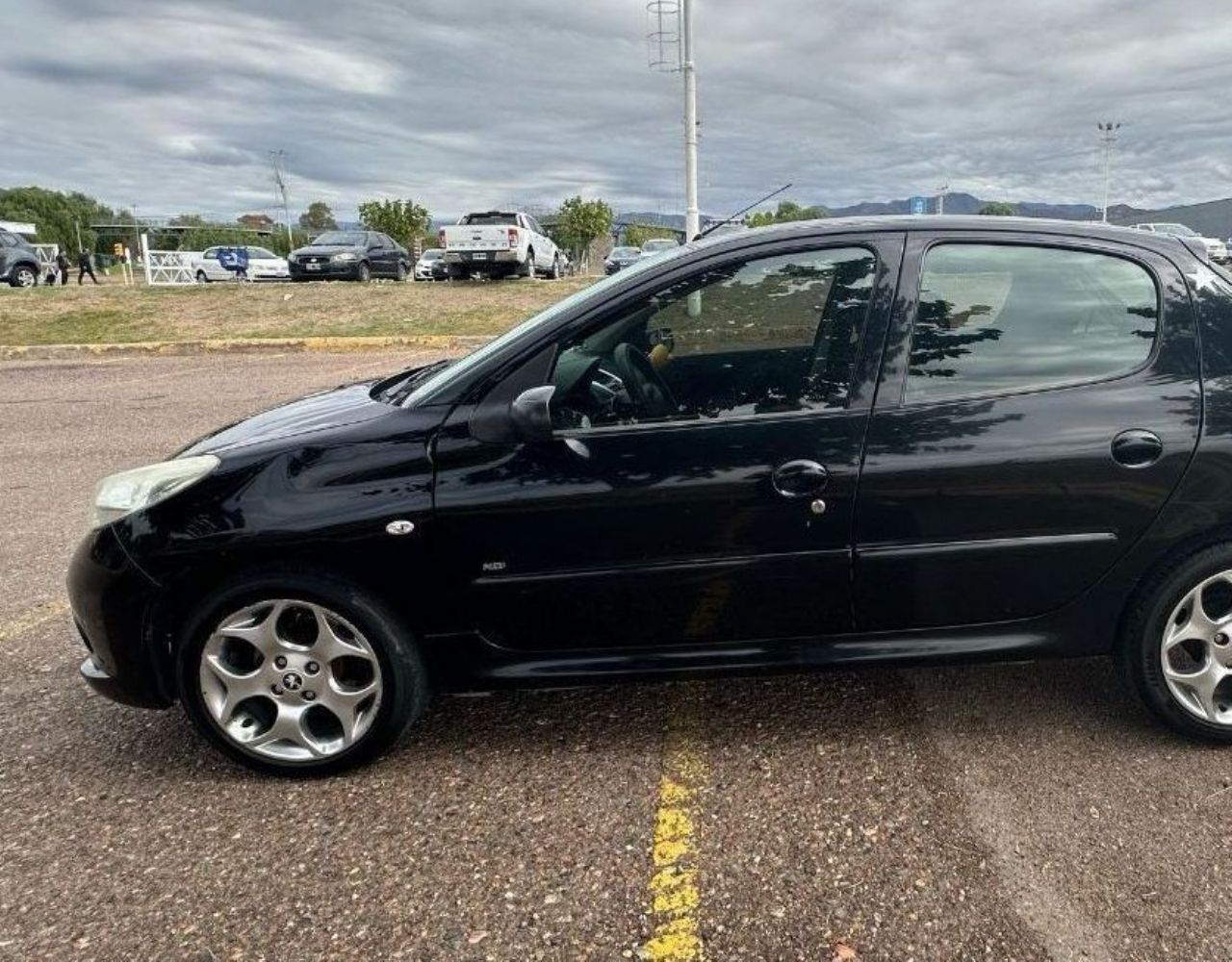 Peugeot 207 Usado en Mendoza, deRuedas