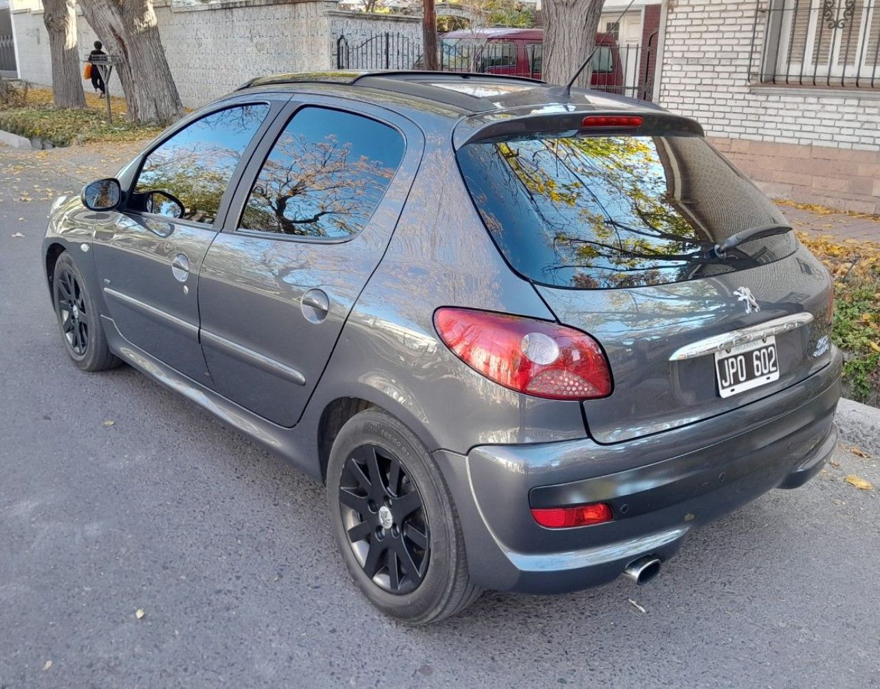 Peugeot 207 Usado Financiado en Mendoza, deRuedas