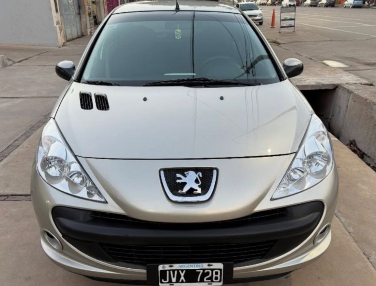 Peugeot 207 Usado en Mendoza, deRuedas