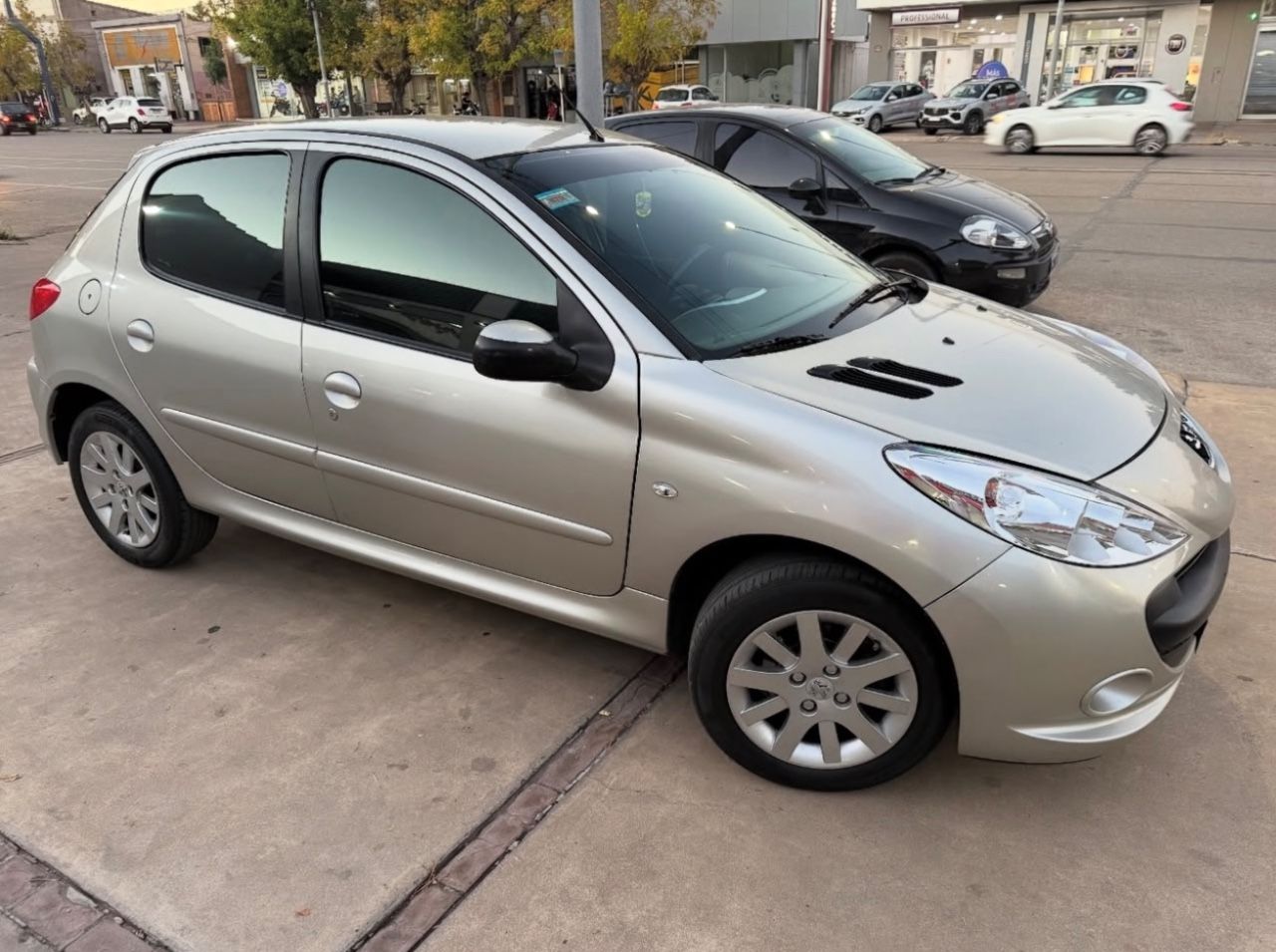 Peugeot 207 Usado en Mendoza, deRuedas