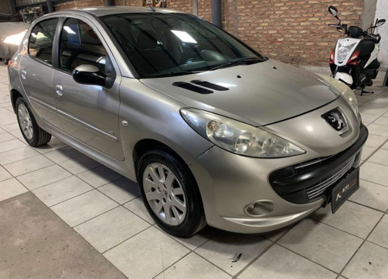 Peugeot 207 Usado en Mendoza, deRuedas
