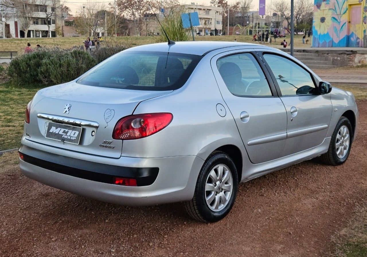 Peugeot 207 Usado Financiado en Mendoza, deRuedas