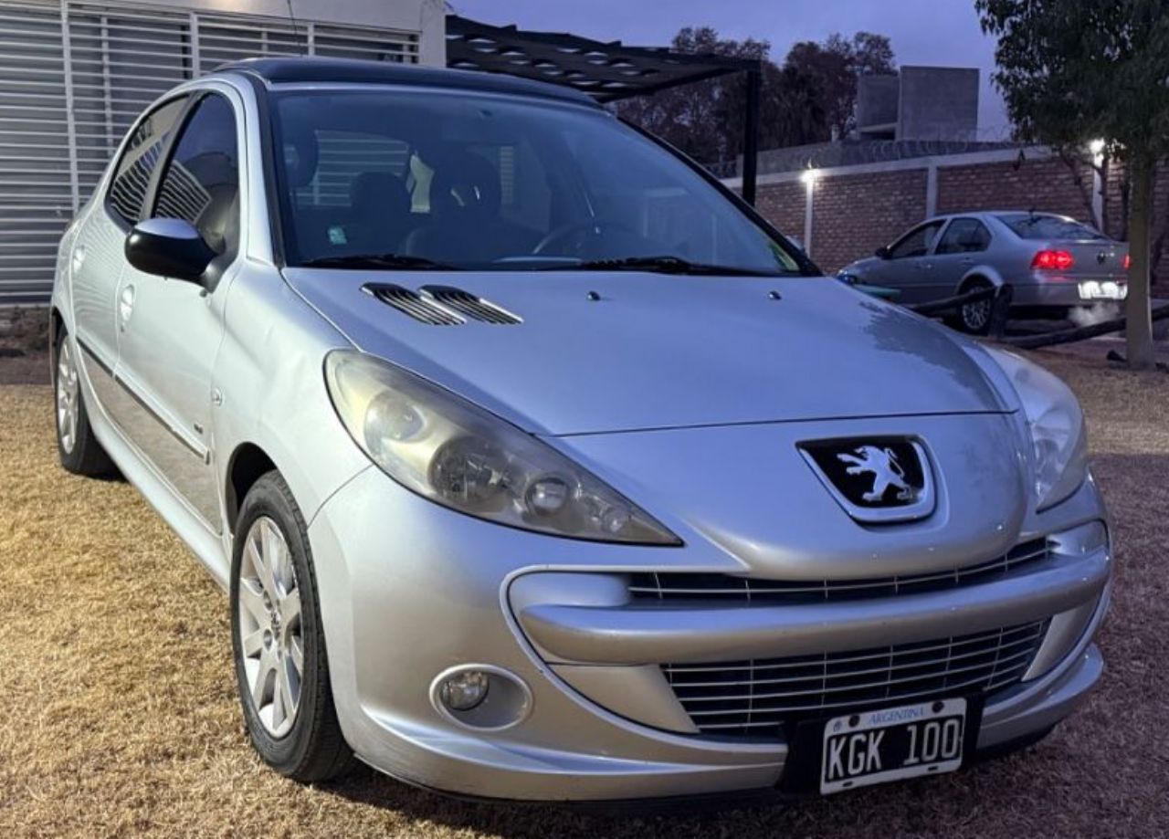Peugeot 207 Usado en Mendoza, deRuedas