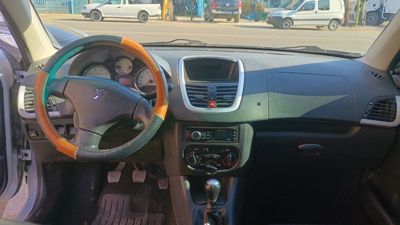 Peugeot 207 Usado en Mendoza, deRuedas