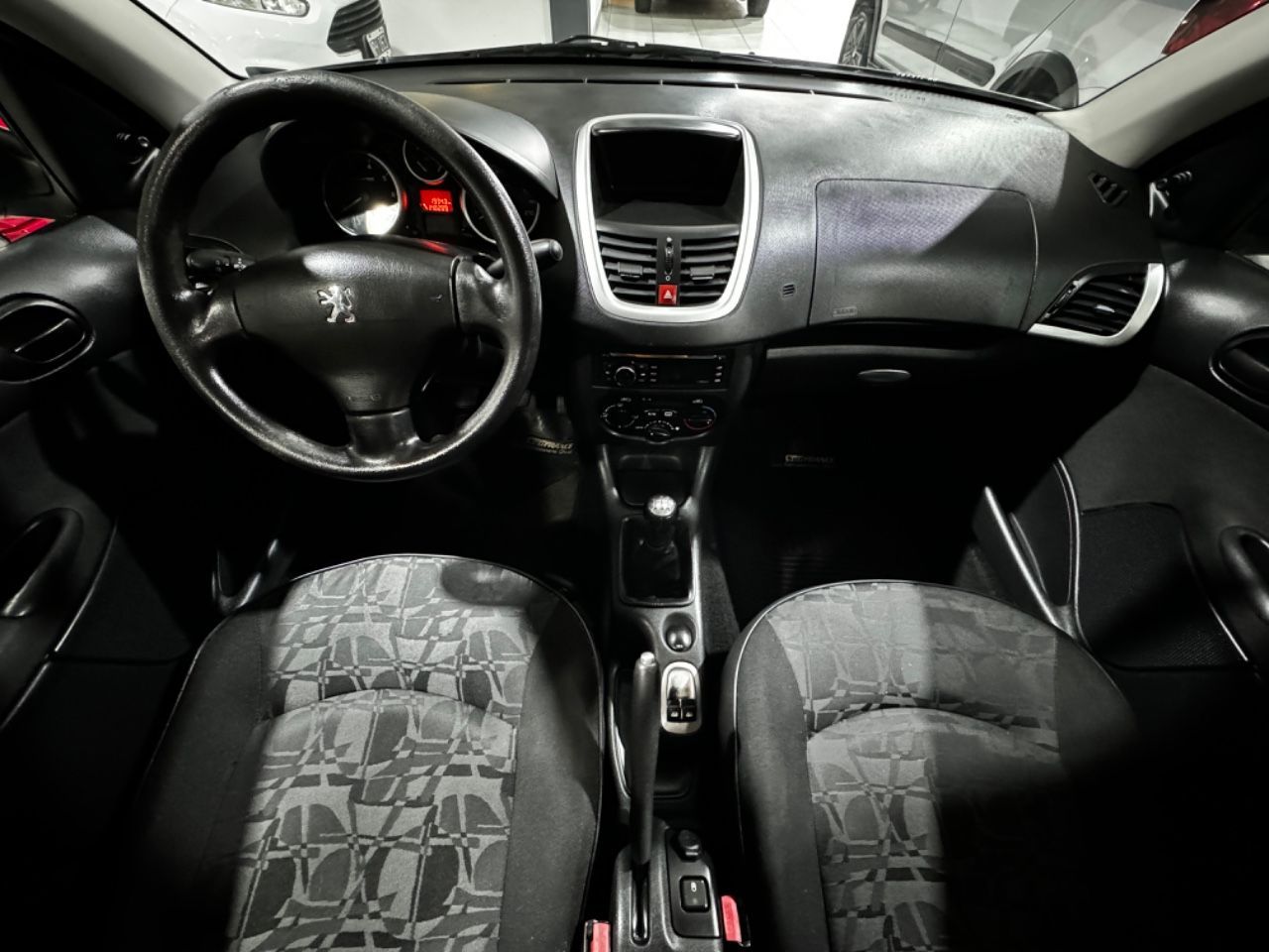 Peugeot 207 Usado Financiado en Mendoza, deRuedas