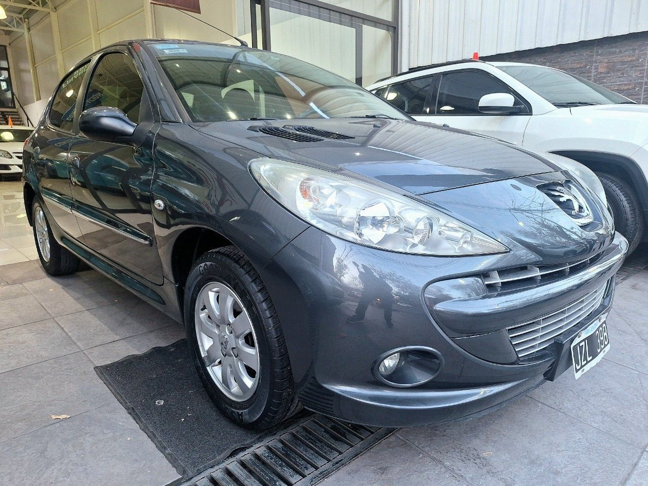Peugeot 207 Usado Financiado en Mendoza, deRuedas