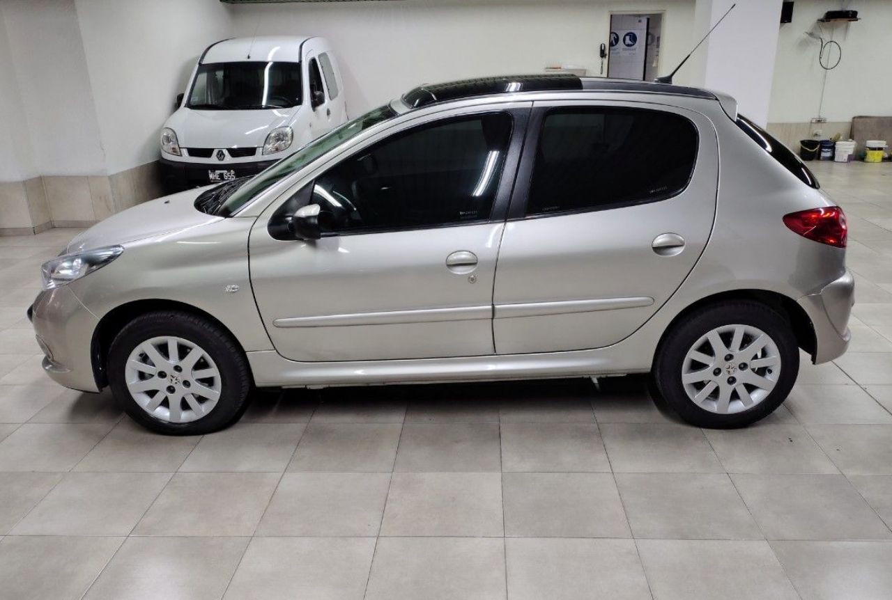 Peugeot 207 Usado en Mendoza, deRuedas