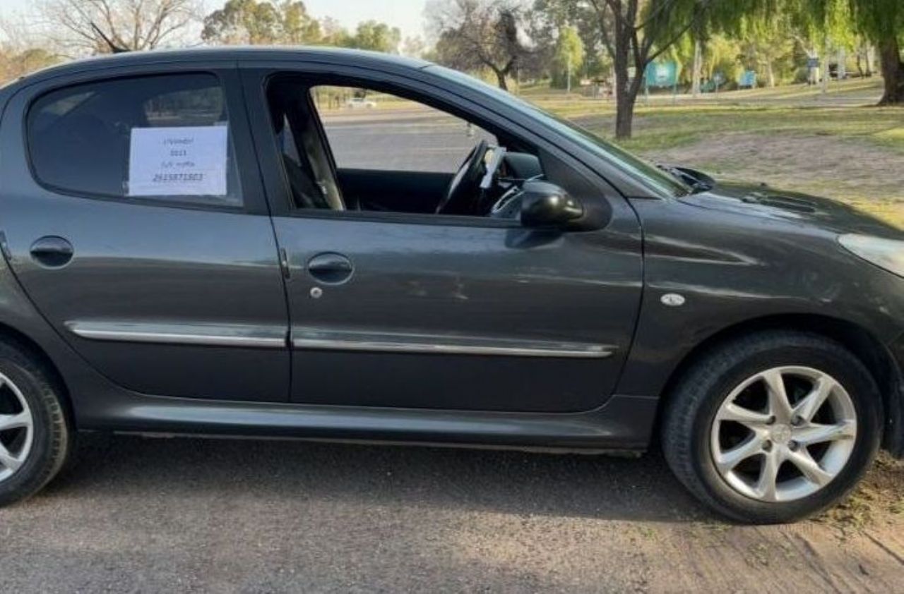 Peugeot 207 Usado en Mendoza, deRuedas