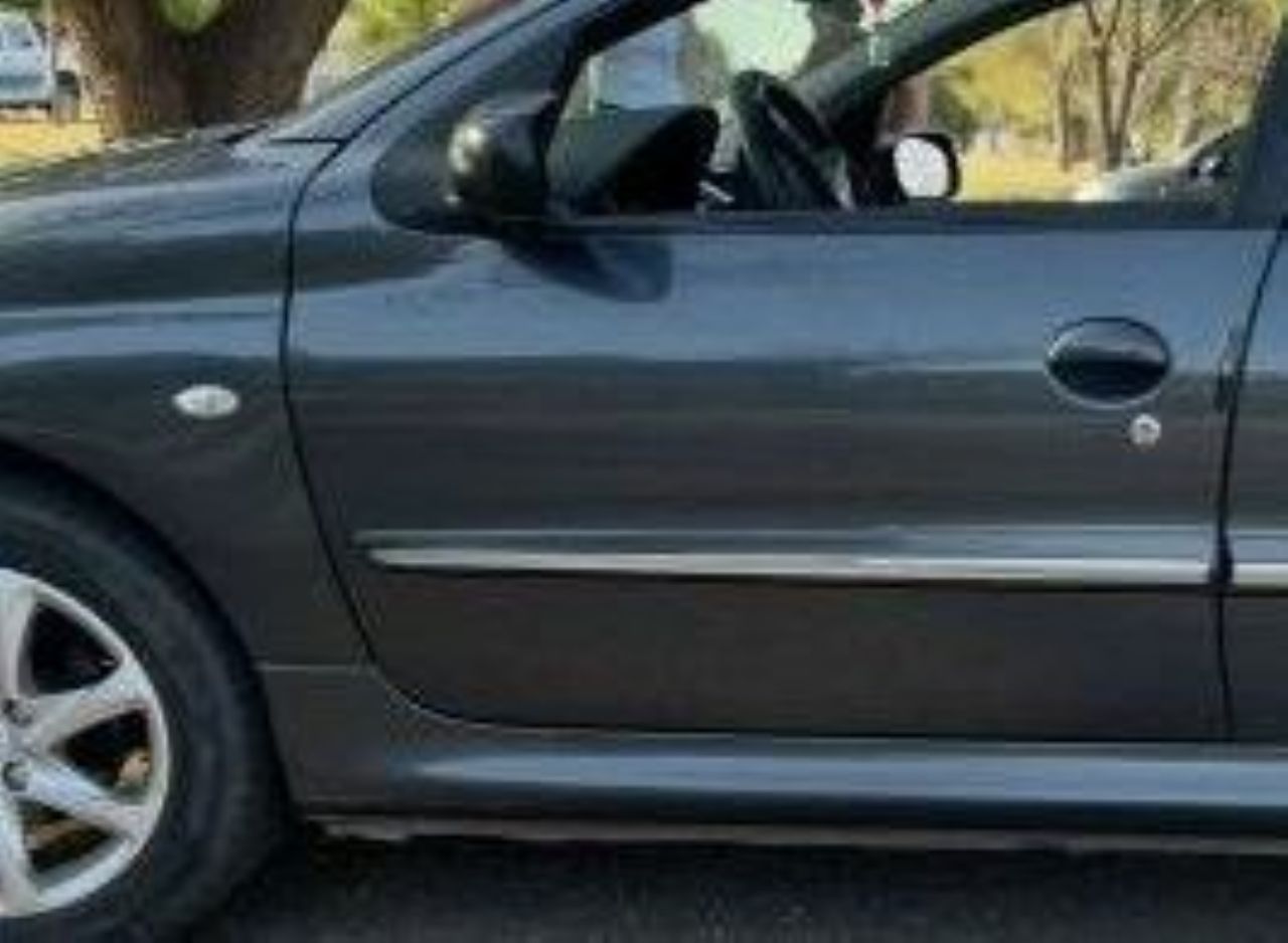 Peugeot 207 Usado en Mendoza, deRuedas