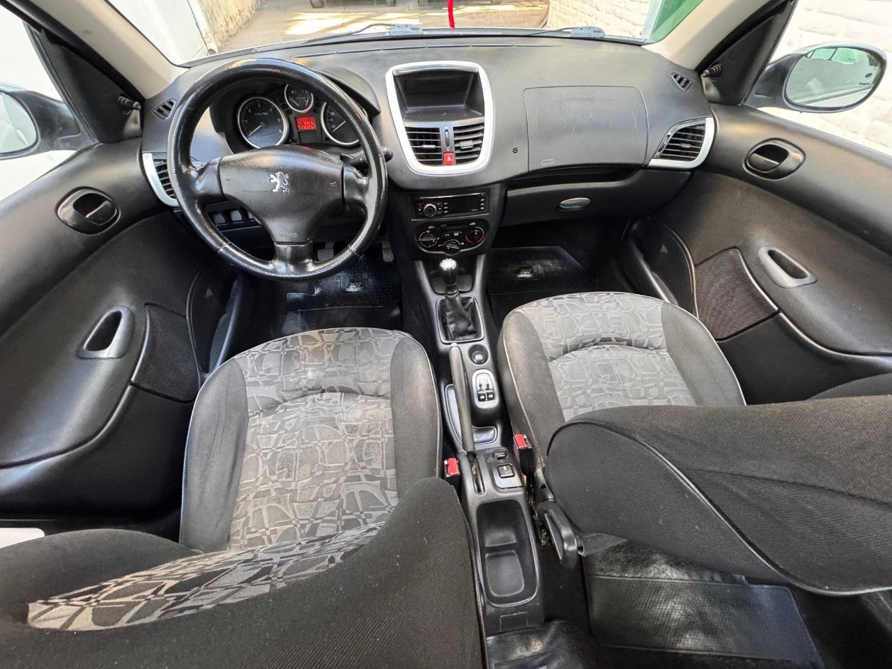 Peugeot 207 Usado Financiado en Mendoza, deRuedas