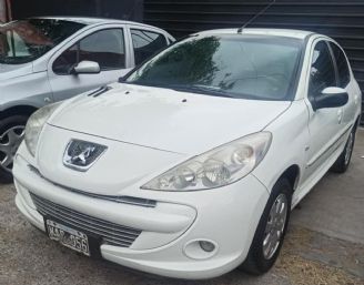 Peugeot 207 Usado en Mendoza Financiado