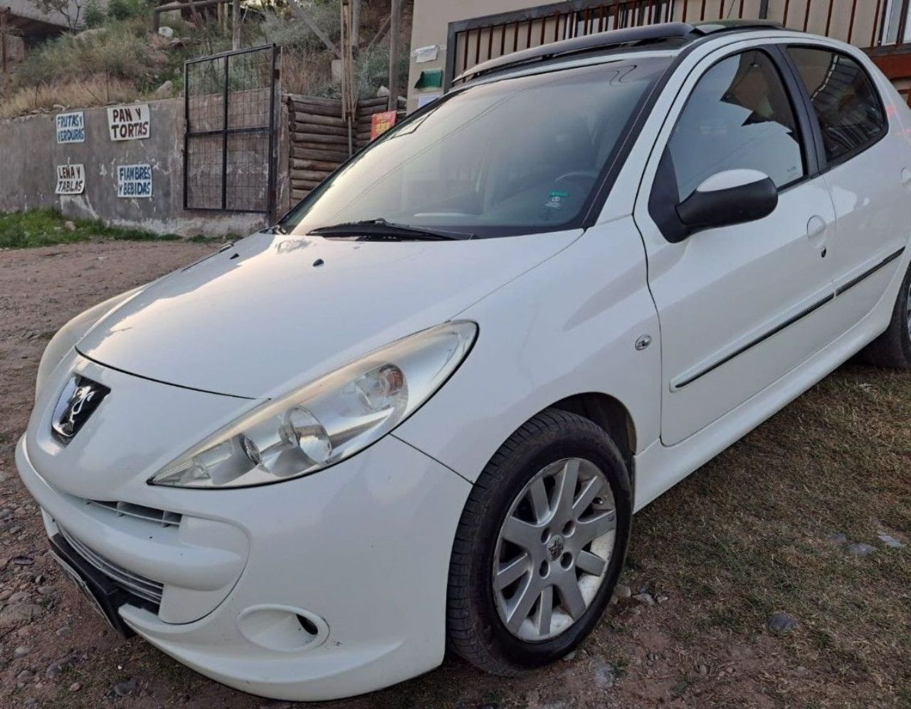 Peugeot 207 Usado en Mendoza, deRuedas