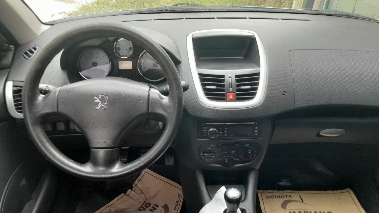 Peugeot 207 Usado Financiado en Córdoba, deRuedas