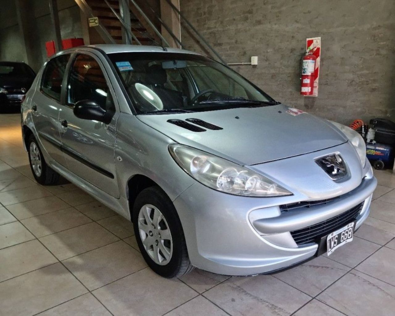 Peugeot 207 Usado Financiado en Mendoza, deRuedas