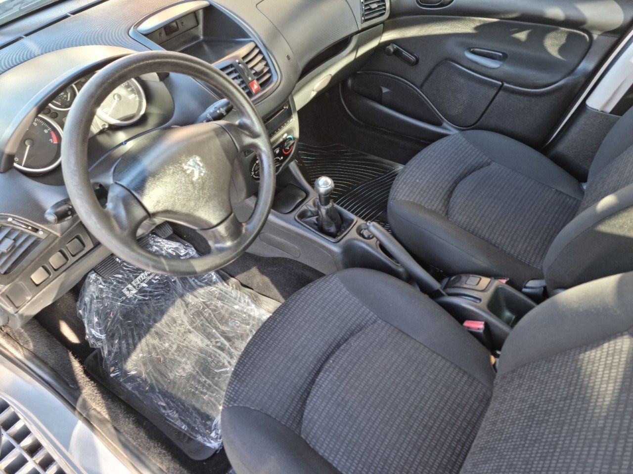 Peugeot 207 Usado Financiado en Mendoza, deRuedas