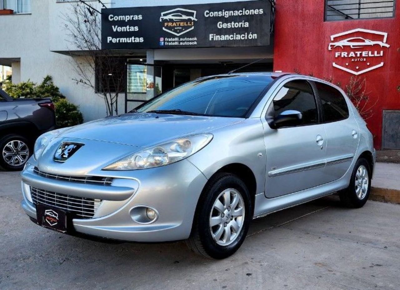 Peugeot 207 Usado Financiado en Mendoza, deRuedas