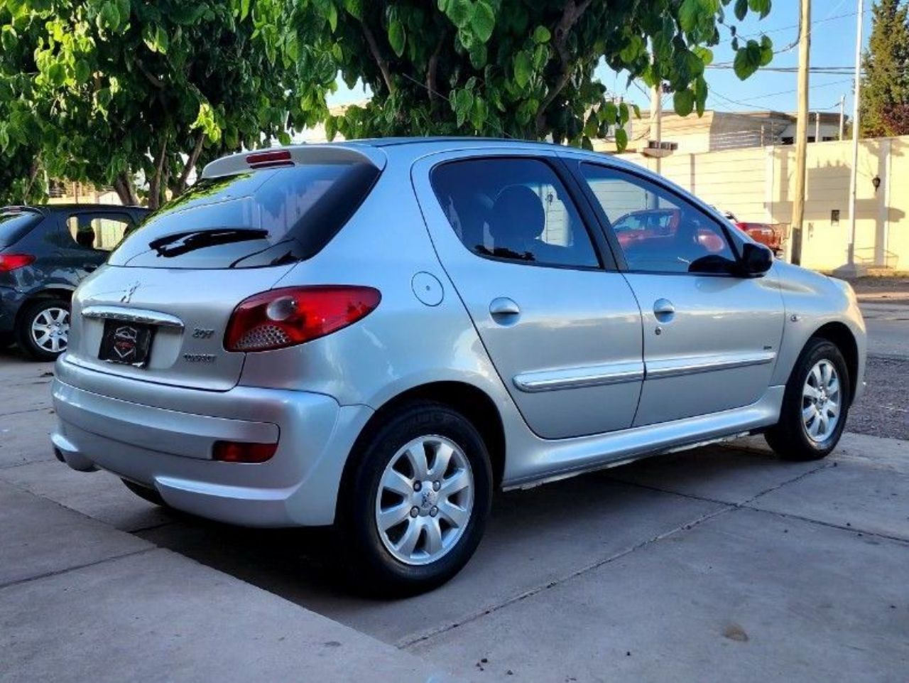 Peugeot 207 Usado Financiado en Mendoza, deRuedas
