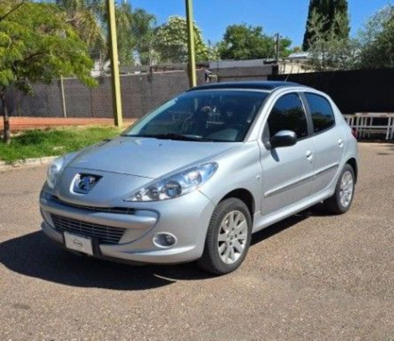 Peugeot 207 Usado en Mendoza, deRuedas
