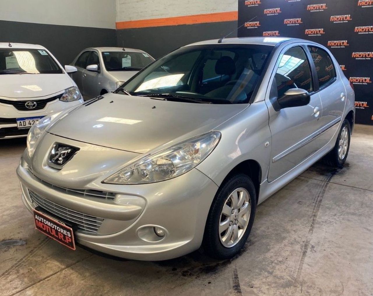 Peugeot 207 Usado en Mendoza, deRuedas