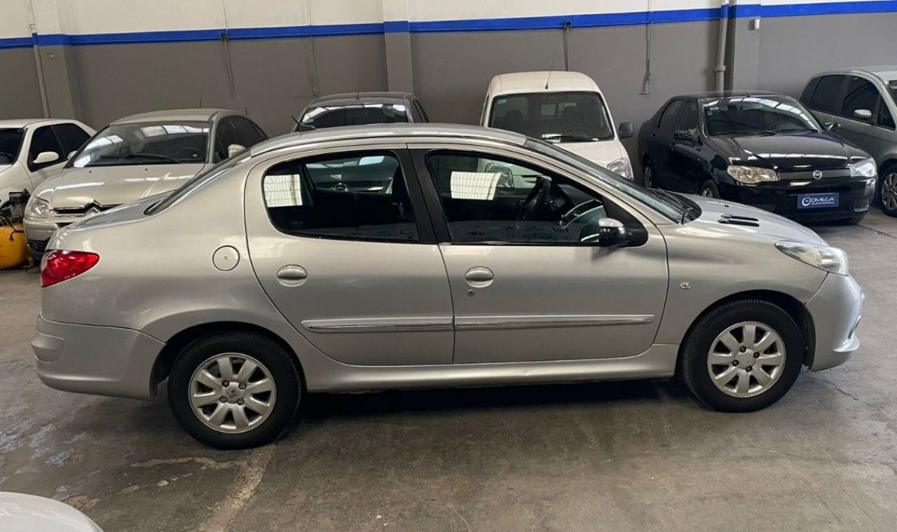 Peugeot 207 Usado Financiado en Mendoza, deRuedas