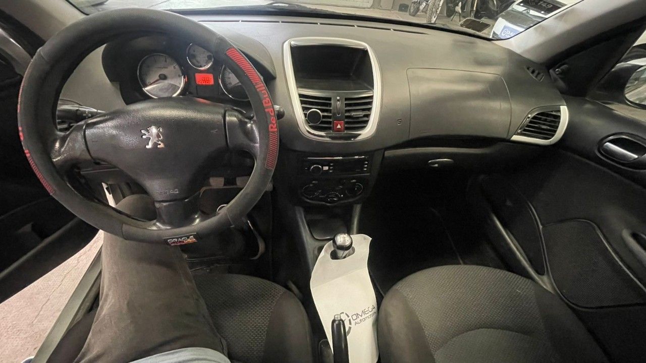 Peugeot 207 Usado Financiado en Mendoza, deRuedas