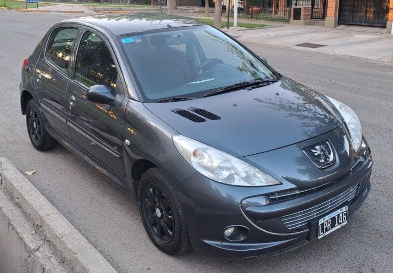 Peugeot 207 Usado en Mendoza, deRuedas