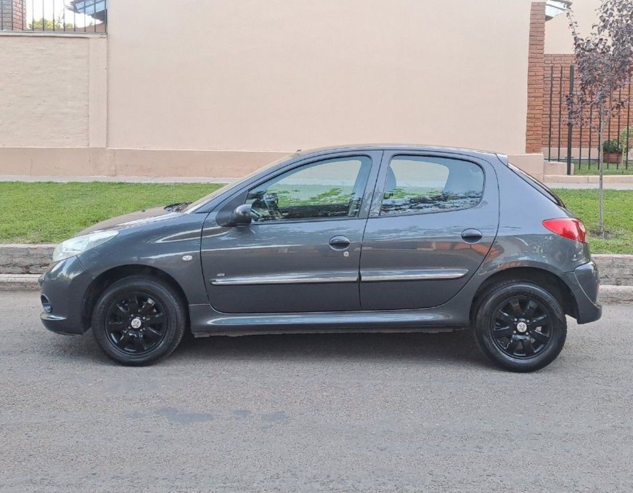 Peugeot 207 Usado en Mendoza, deRuedas