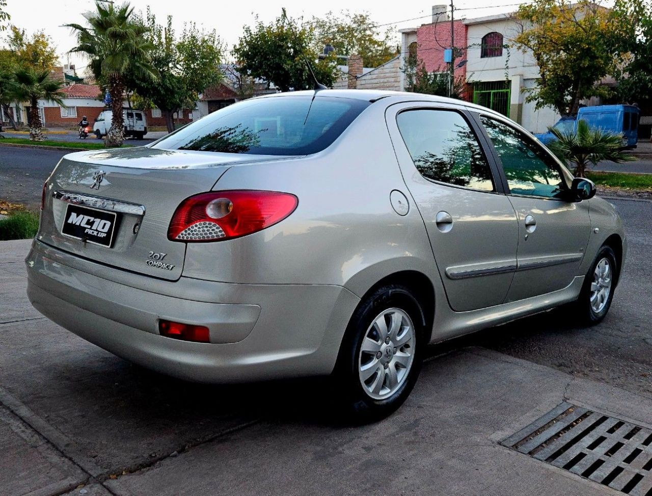 Peugeot 207 Usado Financiado en Mendoza, deRuedas