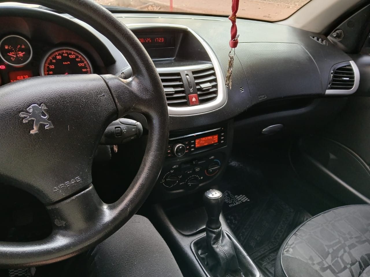 Peugeot 207 Usado en Mendoza, deRuedas